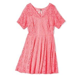 Pennington’s Coral Fit & Flare Floral Lace Dress Size 2x Feminine